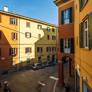 Rialto By Wonderful Italy , Bologna Italien